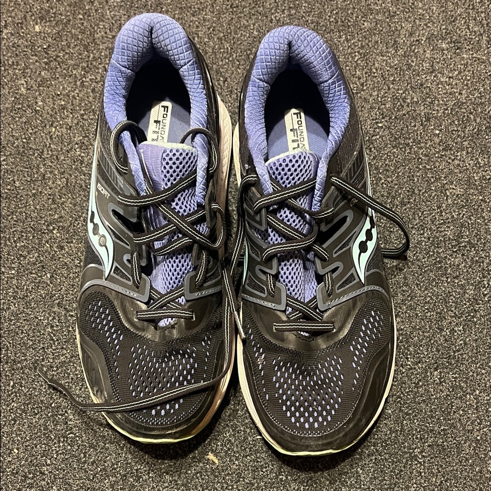 Saucony Everun Women's 9.5 Black and Purple Athletic Shoes